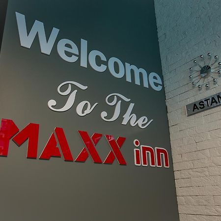 MAXX inn Astana Eksteriør bilde